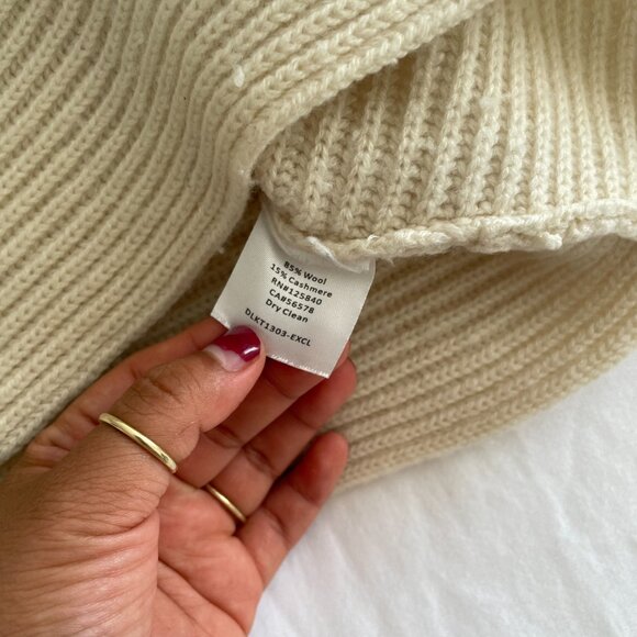 Intermix Ivory Knit Sweater (sz S)- - Picture 5 of 7